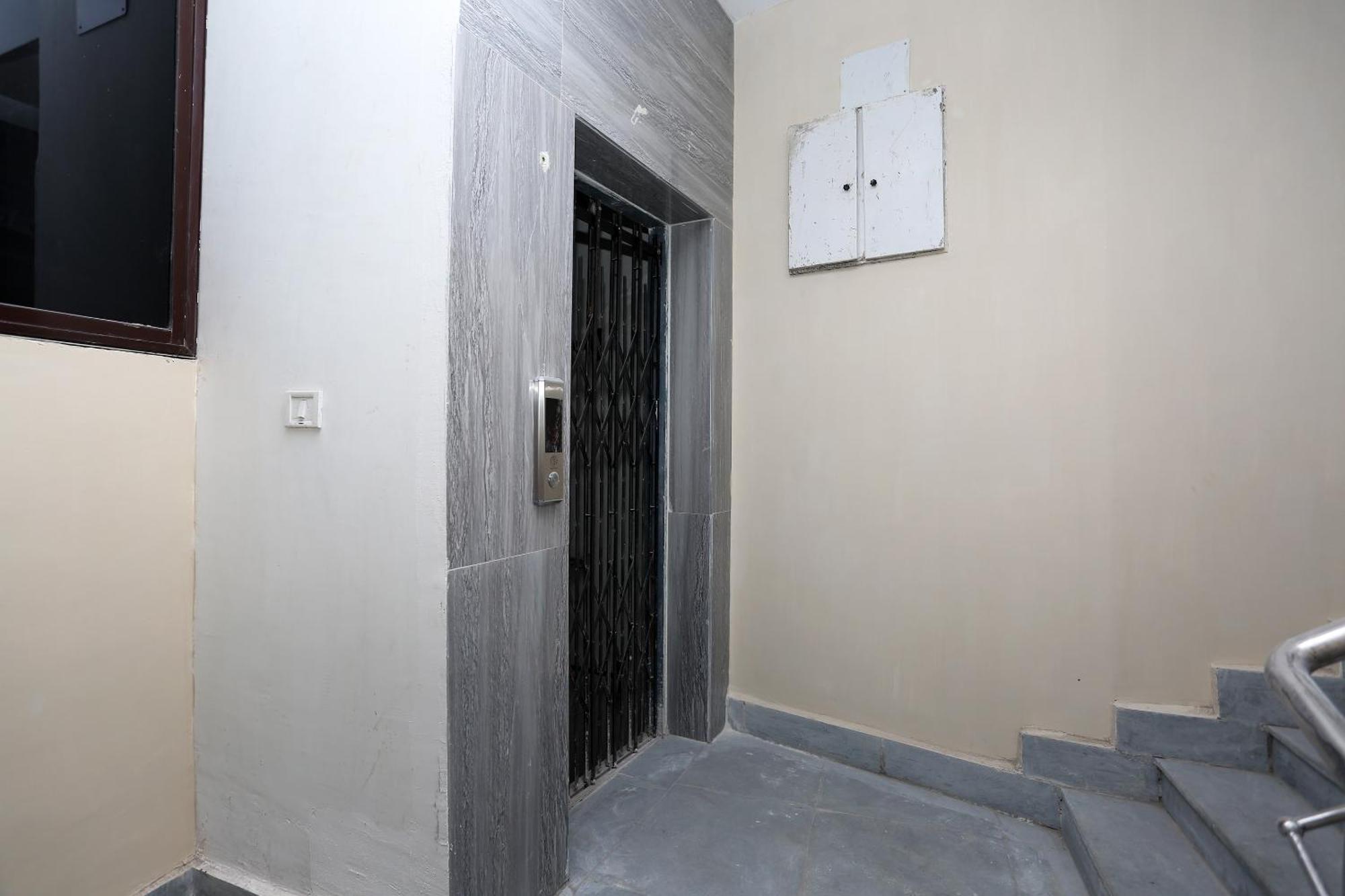 Oyo Flagship 11549 Crystal Inn Jamshedpur Exteriör bild